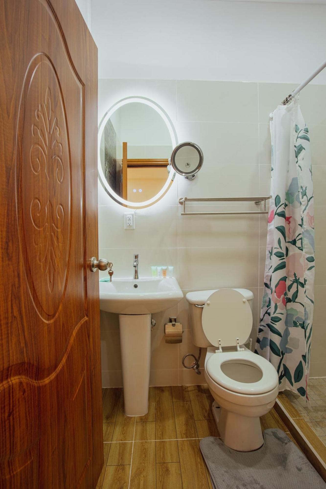 July Aparthotel Lower Prince's Quarter Kültér fotó